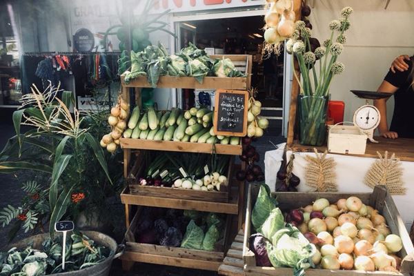 37800415 1317327508370224 365667605706440704 N